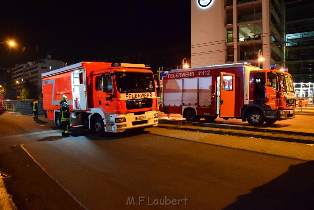 Feuer 3 Koeln Poll Poller Kirchweg P1015.JPG - Miklos Laubert